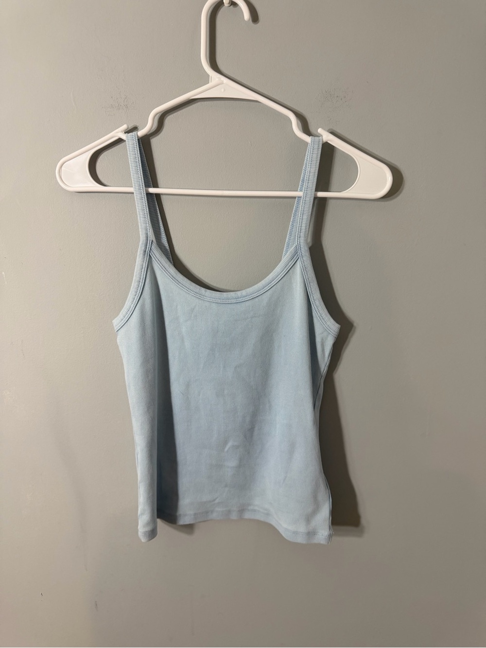 NWT Aritzia Light Blue Women's Ribbed Tank Top - Classic Scoop Neck